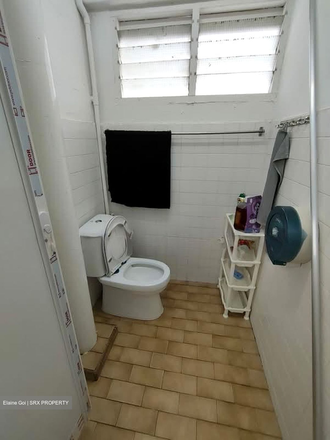 Bedok Reservoir Road (D16), Shop House #596875631